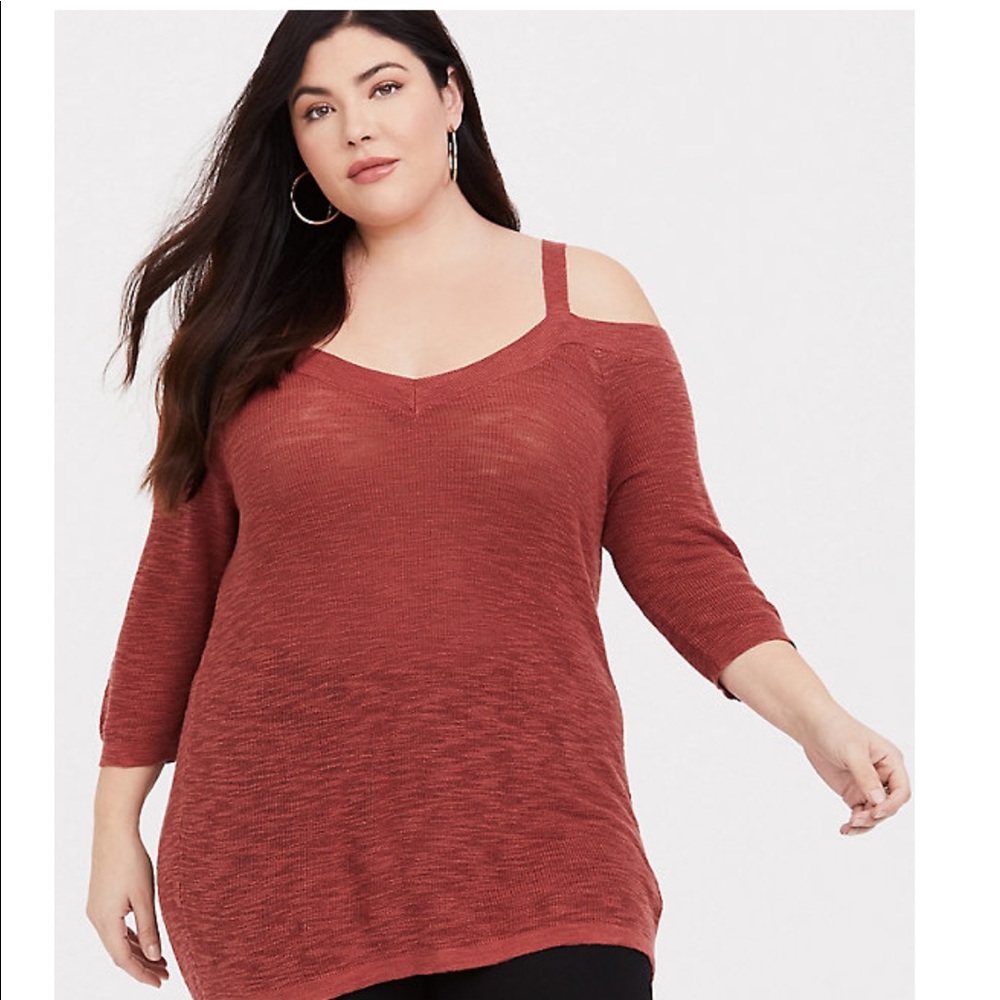 TORRID MID SLEEVE BLOUSE